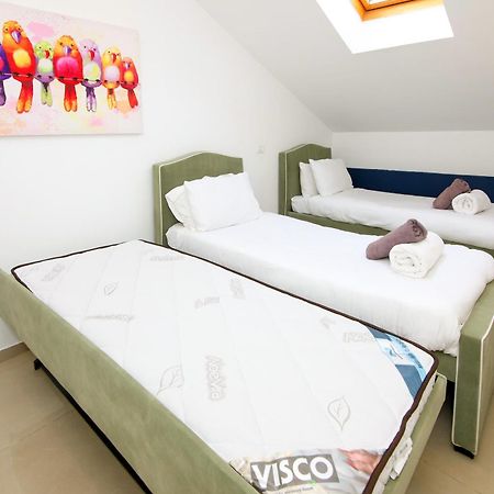 ירושלים Saidoff, Amazing 4 Bedroom 3 Bath In City Center, Pool, Parking!!! מראה חיצוני תמונה