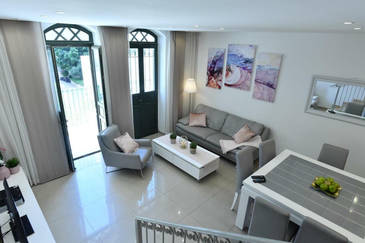 ירושלים Saidoff, Amazing 4 Bedroom 3 Bath In City Center, Pool, Parking!!! מראה חיצוני תמונה